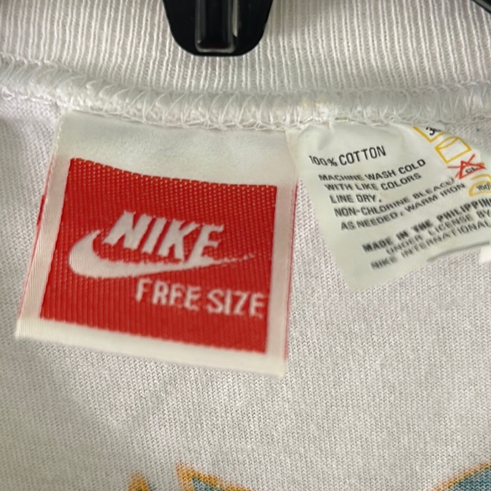 Vintage Nike 1993 Michael Jordan Space Jam Bugs Bunny T Shirt - Picture 4 of 9